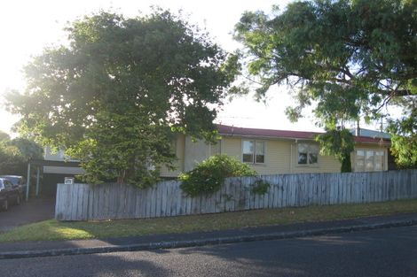 Photo of property in 104 Bruce Road, Glenfield, Auckland, 0629