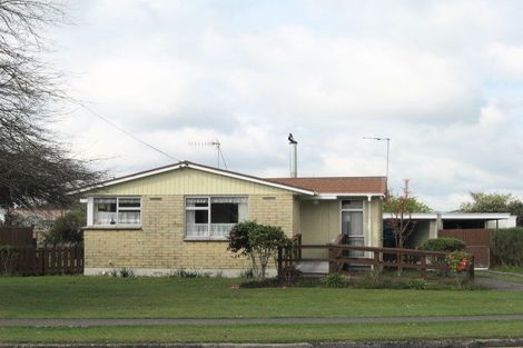 Photo of property in 77 Kawaha Point Road, Kawaha Point, Rotorua, 3010