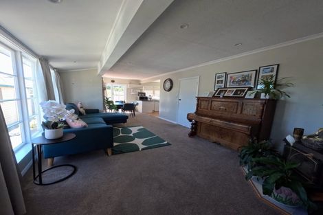 Photo of property in 51a Fraser Crescent, Elderslea, Upper Hutt, 5018