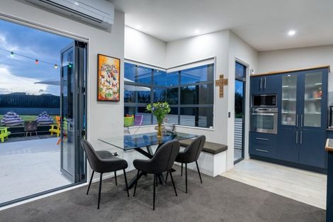 Photo of property in 32 Grantston Drive, Pyes Pa, Tauranga, 3112