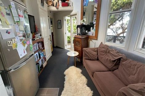 Photo of property in 4 Rangiora Avenue, Kaiwharawhara, Wellington, 6035