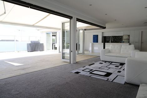 Photo of property in 35 Aliford Avenue, One Tree Hill, Auckland, 1061