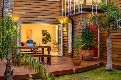 Photo of property in 74f Heretaunga Square, Silverstream, Upper Hutt, 5019