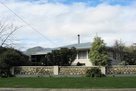 Photo of property in 50 Motupipi Street, Takaka, 7110