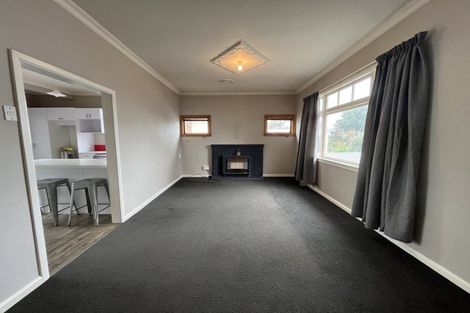 Photo of property in 30 Botanical Road, Takaro, Palmerston North, 4412