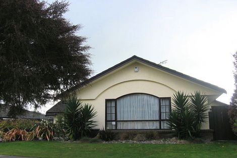 Photo of property in 19 Caroline Crescent, Highbury, Palmerston North, 4412