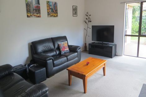 Photo of property in 40 Leafield Crescent, Henderson, Auckland, 0612