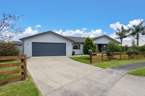 Photo of property in 4 Libby Crescent, Cambridge, 3434