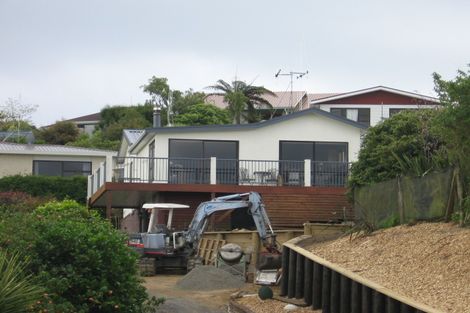 Photo of property in 98 Omokoroa Road, Omokoroa, 3114