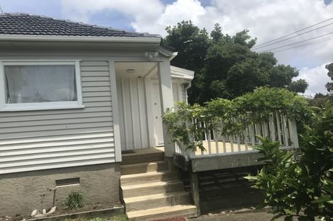 Photo of property in 27 Lambeth Road, Mount Eden, Auckland, 1041
