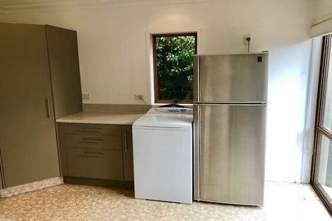 Photo of property in 2/32 Merani Street, Narrow Neck, Auckland, 0622