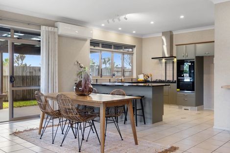 Photo of property in 35 Santa Cruz Drive, Papamoa Beach, Papamoa, 3118