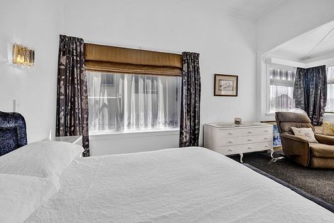 Photo of property in 3 Victoria Street, Hawera, 4610