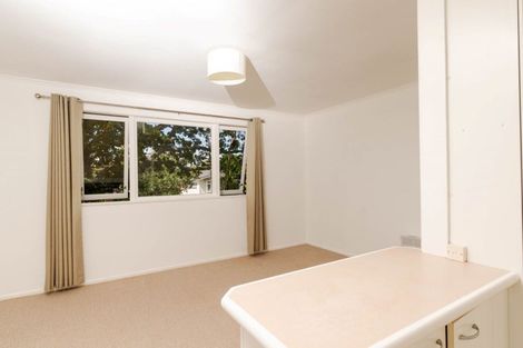 Photo of property in 40 Haverstock Road, Sandringham, Auckland, 1025