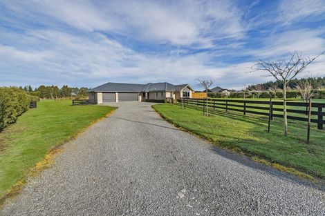 Photo of property in 25 Landsborough Drive, Darfield, 7571