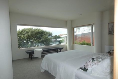 Photo of property in 25 Salamanca Road, Kelburn, Wellington, 6012