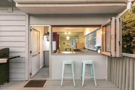 Photo of property in 117 Beach Haven Road, Beach Haven, Auckland, 0626