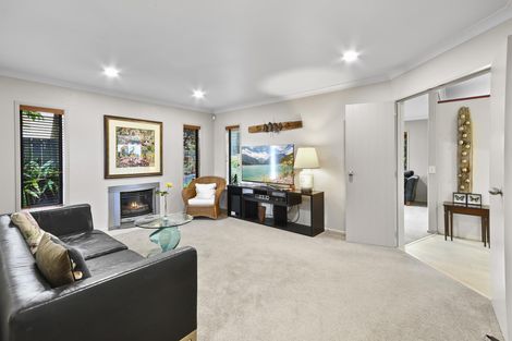 Photo of property in 12 Phoenicia Court, The Gardens, Auckland, 2105