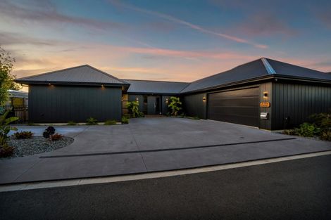 Photo of property in 1/20b Gordon Street, Glen Avon, New Plymouth, 4312