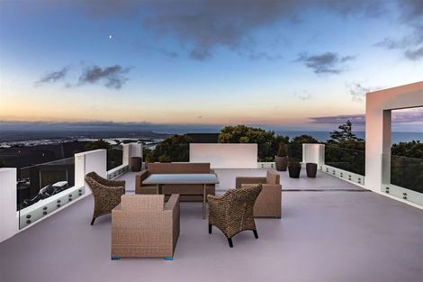 Photo of property in 8 Kaikoura View, Mount Pleasant, Christchurch, 8081