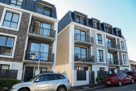 Photo of property in 8/11f Newtown Avenue, Newtown, Wellington, 6021