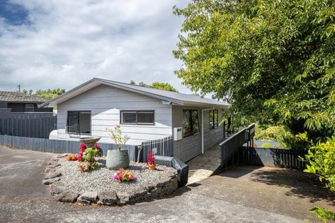 Photo of property in 10b Brierley Place, Marfell, New Plymouth, 4310