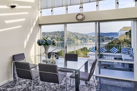 Photo of property in 11 Countess Close, Maupuia, Wellington, 6022