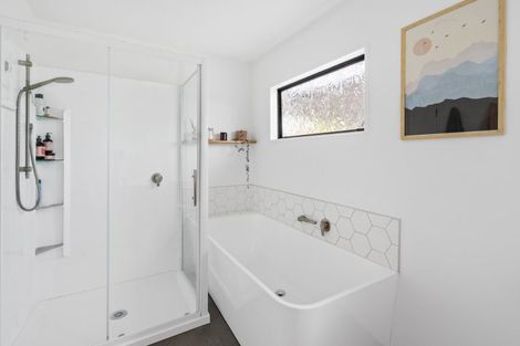 Photo of property in 15 Duckworth Crescent, Greenmeadows, Napier, 4112