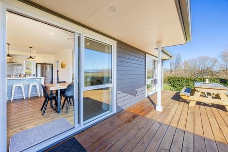 Photo of property in 372 Maharakeke Road, Waipukurau, 4281