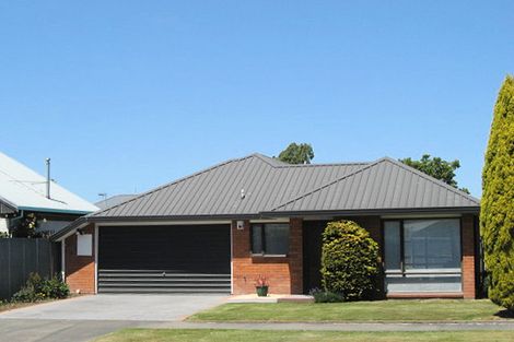 Photo of property in 2/71 Bentley Street, Russley, Christchurch, 8042