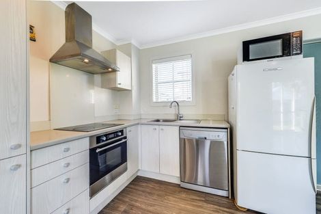 Photo of property in 69 Chiefs Court, Hamilton East, Hamilton, 3216