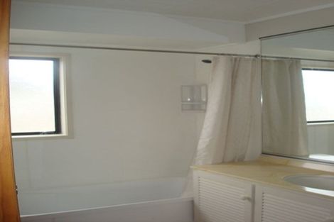 Photo of property in 21 Aberfeldy Avenue, Highland Park, Auckland, 2010