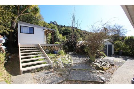 Photo of property in 21 Main Road, Havelock, 7100