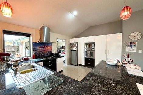 Photo of property in 14 Riegler Place, Belfast, Christchurch, 8051