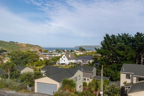 Photo of property in 27 Morere Street, Titahi Bay, Porirua, 5022