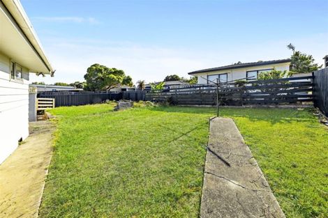 Photo of property in 14 Frobisher Way, Clendon Park, Auckland, 2103