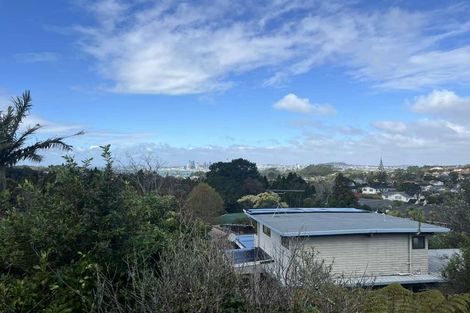 Photo of property in 56 Balmain Road, Chatswood, Auckland, 0626