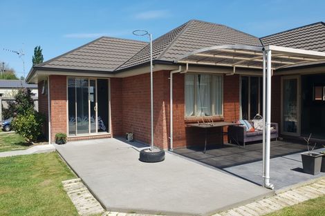 Photo of property in 27 Bridge Street, Southbridge, 7602