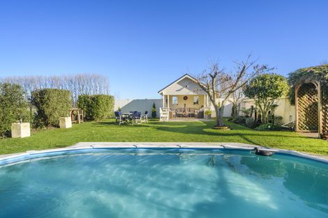 Photo of property in 130 Newbury Line, Newbury, Palmerston North, 4478