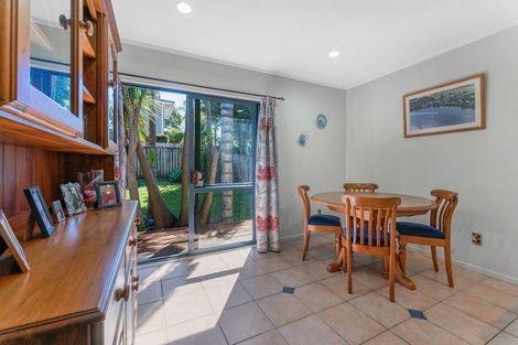 Photo of property in 1/70 Howe Street, Howick, Auckland, 2014