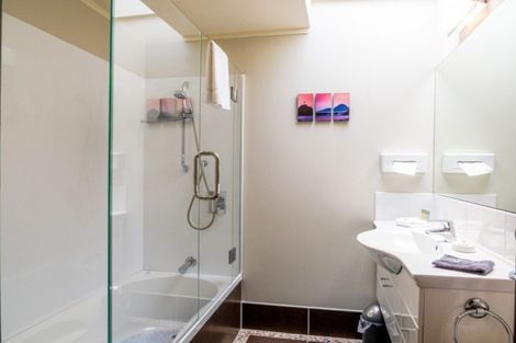 Photo of property in Beachpoint Apartments, 2/5 West End Road, Ohope, 3121