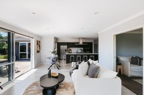 Photo of property in 266 Lakes Boulevard, Pyes Pa, Tauranga, 3112