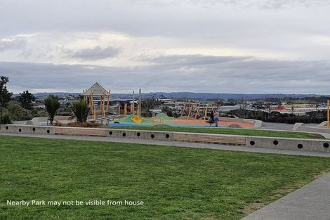 Photo of property in 6 Keiha Crescent, Massey, Auckland, 0614