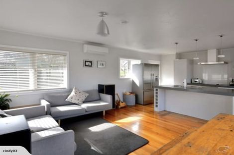 Photo of property in 2/112 Lake Road, Belmont, Auckland, 0622