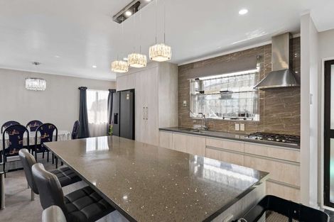 Photo of property in 5 Kepler Place, Clover Park, Auckland, 2019