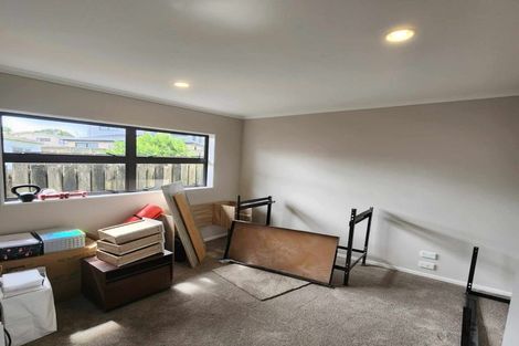 Photo of property in 86a Barrys Road, Glendene, Auckland, 0602