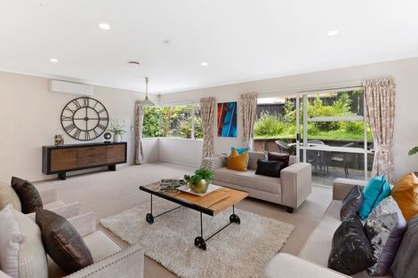 Photo of property in 11 Arirang Rise, Pinehill, Auckland, 0632