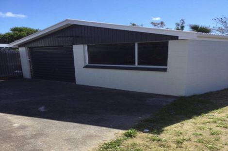 Photo of property in 27 Woodlands Drive, Havelock North, 4130