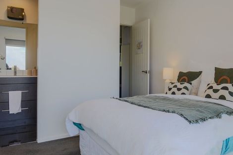 Photo of property in 31 Soleares Avenue, Mount Pleasant, Christchurch, 8081