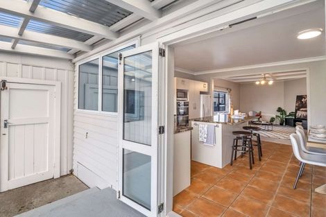 Photo of property in 122 Campbell Street, Whanganui, 4500